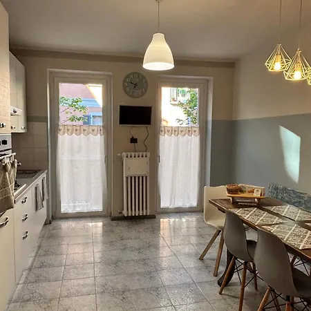 Casa In Centro Self Check In Tatil Evi Domodossola