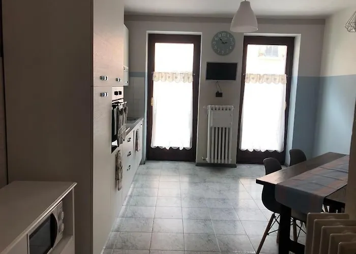 Casa In Centro Self Check In Ferienhaus Domodossola